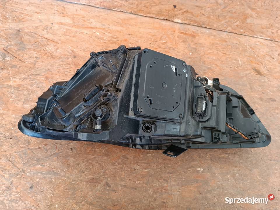 LAMPA REFLEKTOR PRAWY PRZÓD EU AUDI A6 C7 FULL Nowy Tomyśl