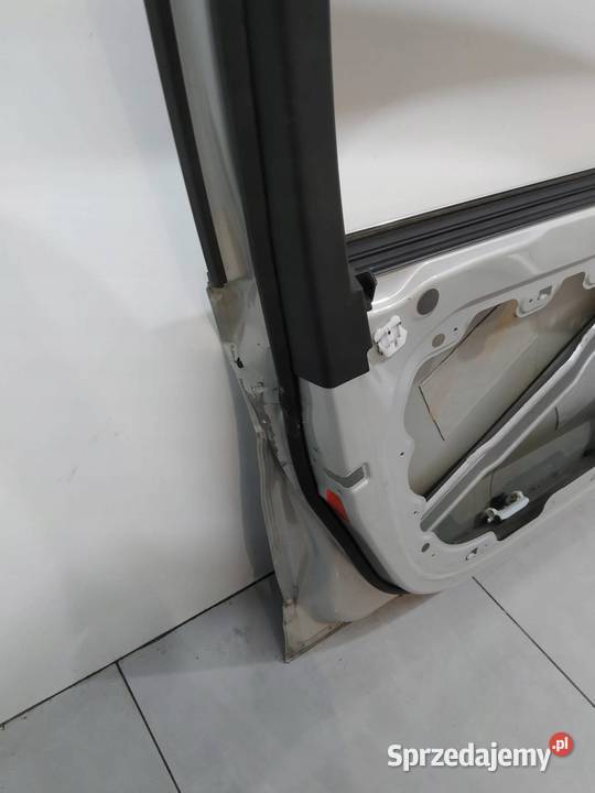 DRZWI LEWE PRZÓD S60 USZKODZONE 72646 Volvo V60 Rok produkcji 2019 świętokrzyskie