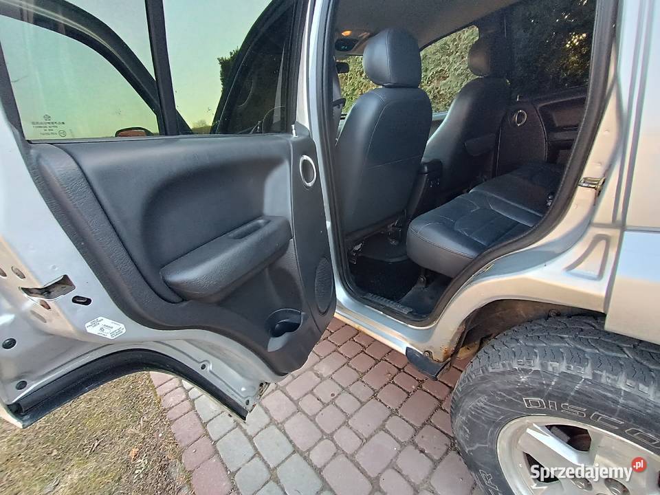 Jeep Cherokee Liberty 37 z gazem fulltime Lublin