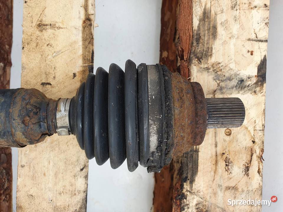 Vw Touran 16 FSI PRAWA PRZEDNIA KA Przód osobowe Rudka