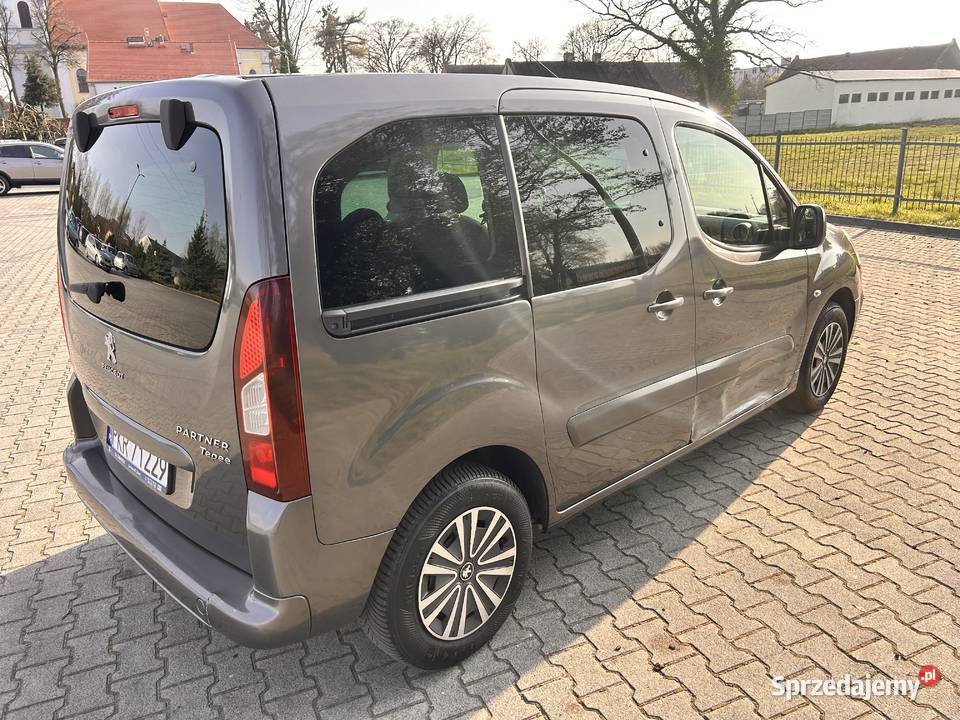 Sprzedam Peugeot Partner Teepe 7 osobowy Rok produkcji 2018 wielkopolskie Zduny