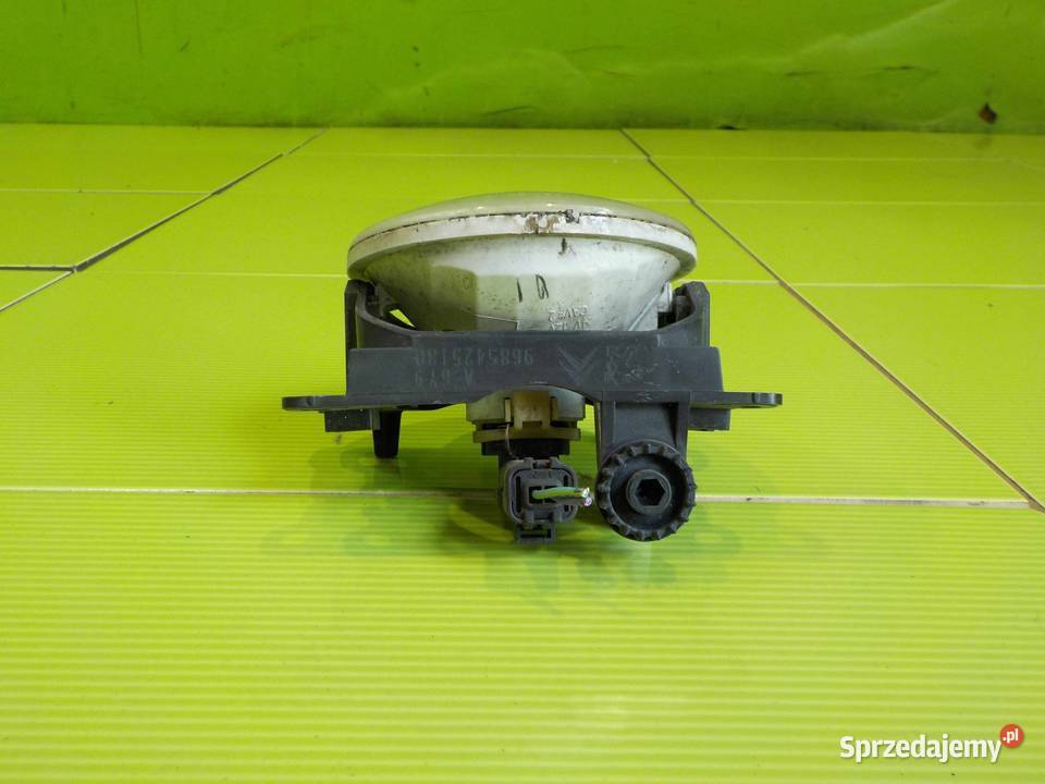 PEUGEOT 3008 I 10r halogen prawy przod Suków sprzedam