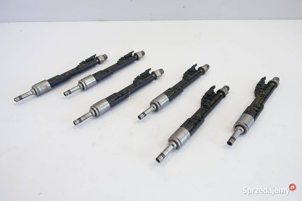 WTRYSKIWACZ BMW F10 535 30 i wtrysk 7597870 osobowe Chełm