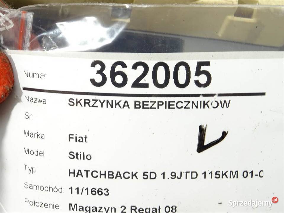 SKRZYNKA BEZPIECZNIKÓW FIAT STILO Hatchback 0110 sprzedam
