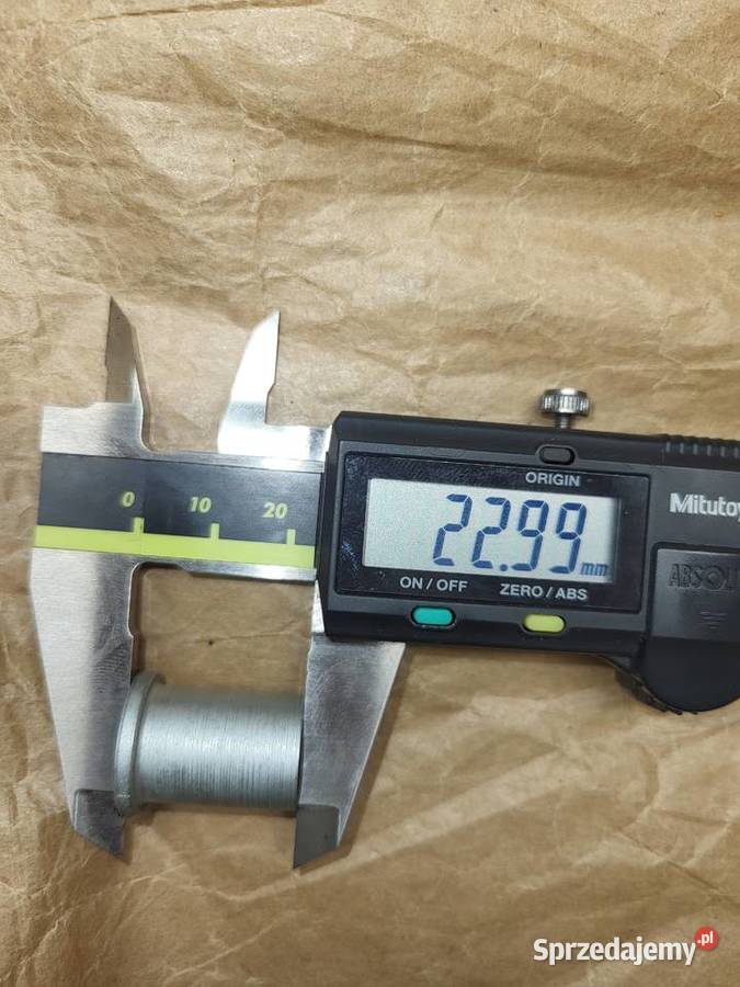 Wartburg 353 Nowa tulejka wałka pompy wody Piaseczno