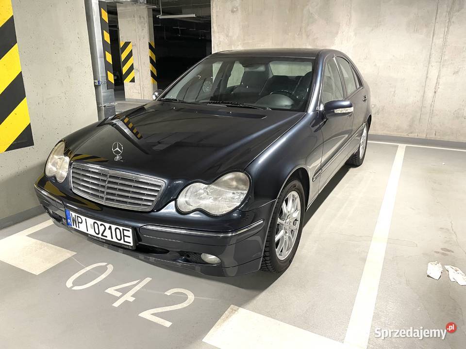 Mercedes W203