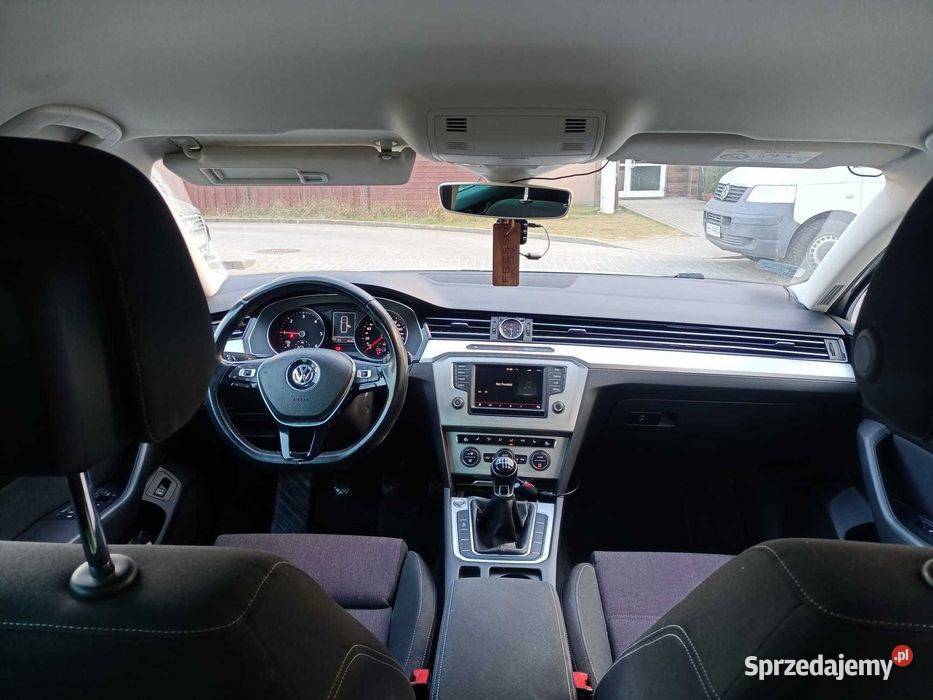 Sprzedam VV Passat B8 2015 20 TDI Rok produkcji 2014 sprzedam