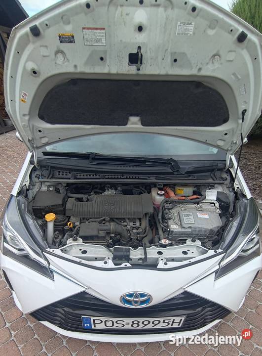 Toyota Yaris hybrid sprzedam