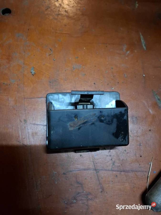 Popielniczka tył tylna Mazda 6 GG GY Mazda 3 I Przyborów