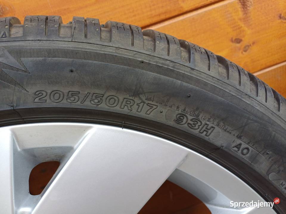 Koła zimowe VW Golf VIII 20550 R17 5x112 opolskie Moszczanka