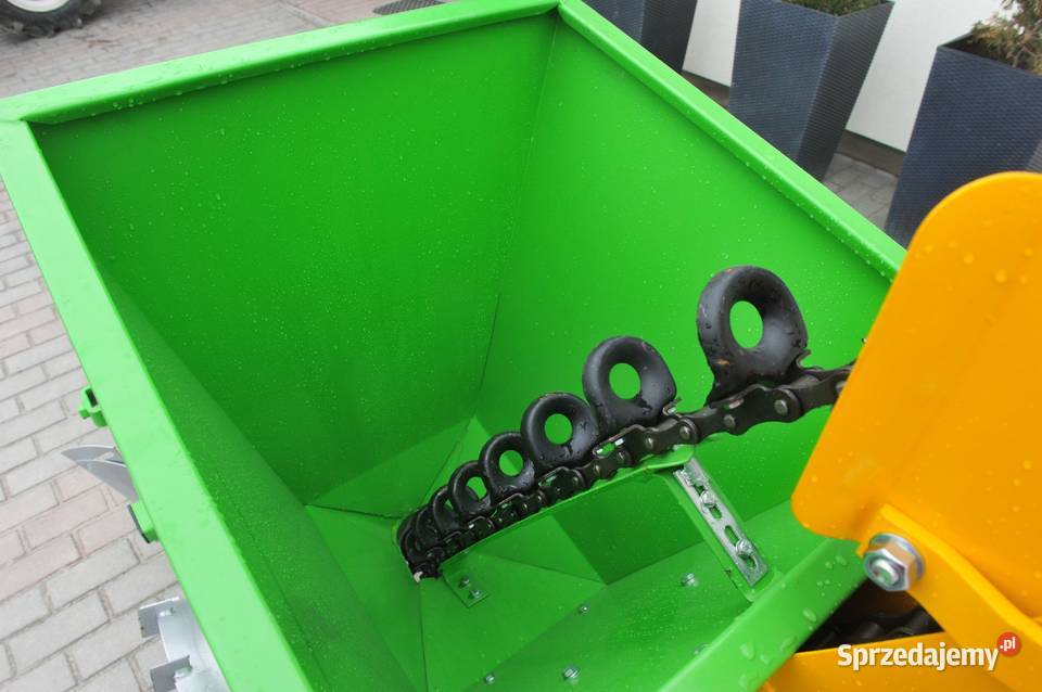 Sadzarka jednorzędowa do sadzenia roślin podkarpackie Tajęcina