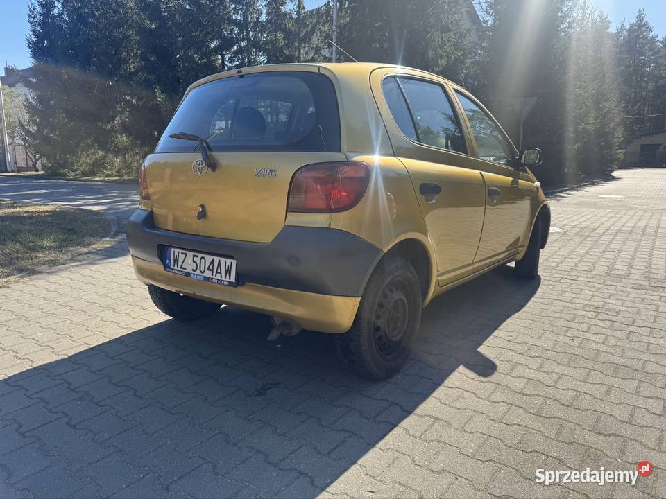 Sprzedam Toyotę yaris 10 benzyna klimatyzacja benzyna Płock