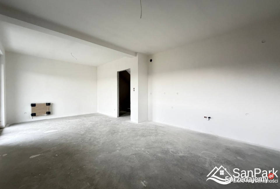 Sprzedaż mieszkania Lesko 102m 4 pokoje