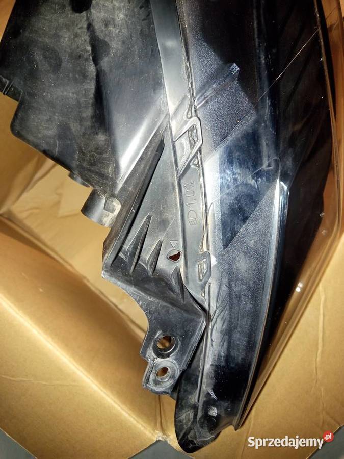 Lampa prawa Mazda prawe Gdynia