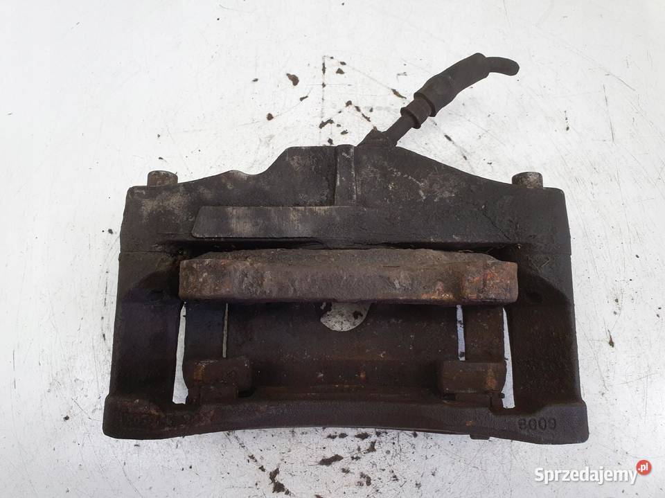 Volvo XC90 I PRZEDNI ZACISK HAMULCOWY Prawy Chełm