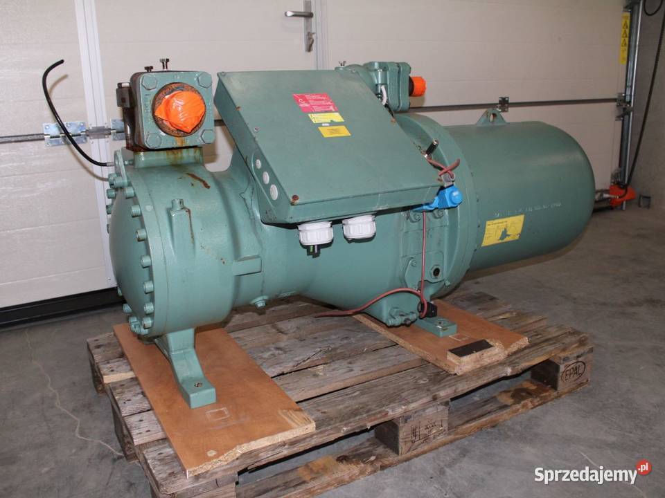 Sprężarka chłodnicza śrubowa Bitzer CSH 8551110Y