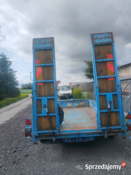 Przyczepa niskopodwoziowa dwuosiowa laweta dmc dolnośląskie Krzeszów