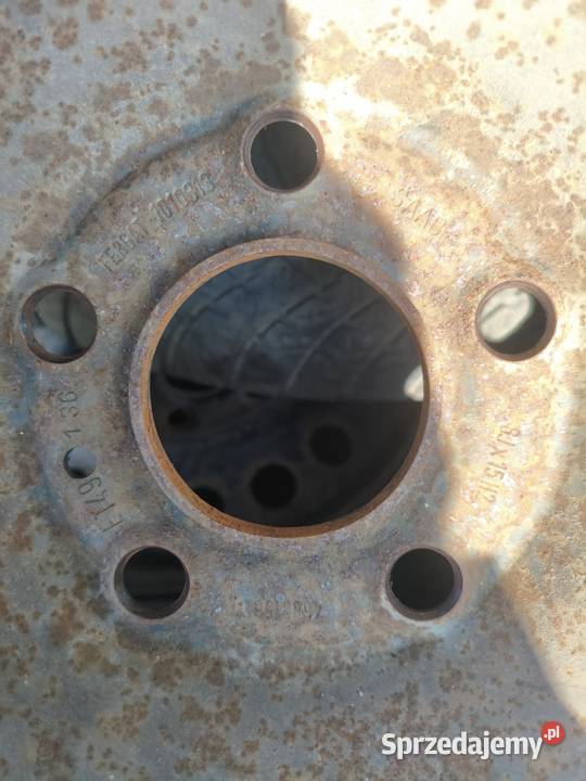 Oddam koła do astry ll Opony śmietnik bo są z Augustowo