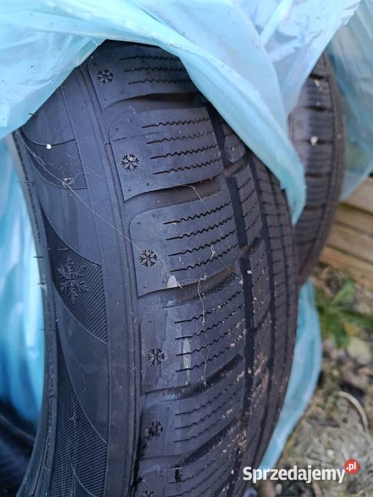 4 x Tomket Snowroad SUV 3 22555R18 102 V XL Brudzeń Duży