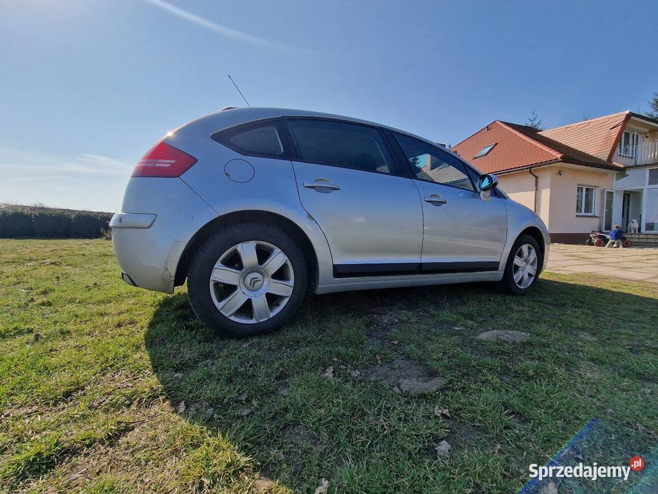 Citroen c4 16 hdi 110 5 biegów klima Rok produkcji 2005 C4 sprzedam