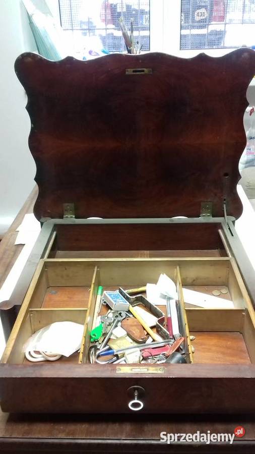 niciak do renowacji z oryginalnym kluczem Antyki, Sztuka, Kolekcje mazowieckie Warszawa sprzedam