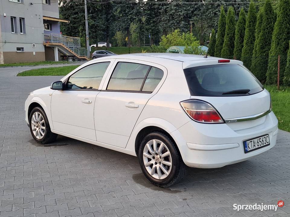 Opel Astra H Lift 16 LPG Klimatyzacja Alufelgi welurowa tapicerka Astra Astra małopolskie