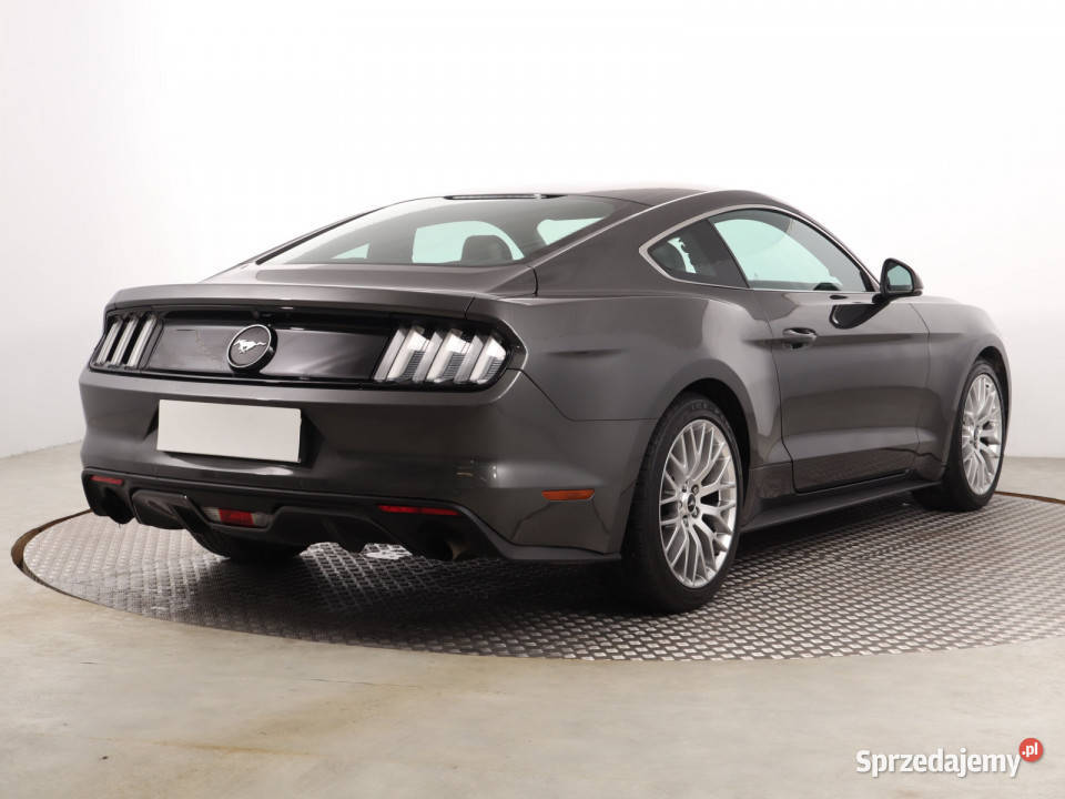 Ford Mustang 23 EcoBoost światła LED śląskie Katowice