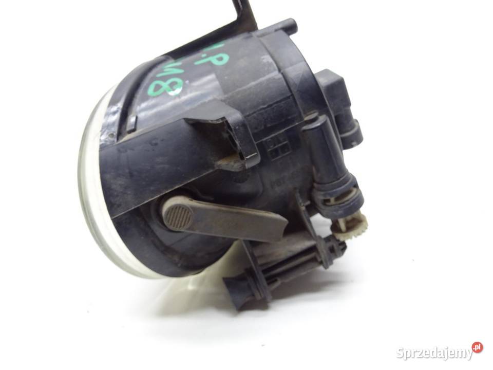 LAMPA HALOGEN PRZECIWMGIELNY PRAWY AUDI Q5 8R