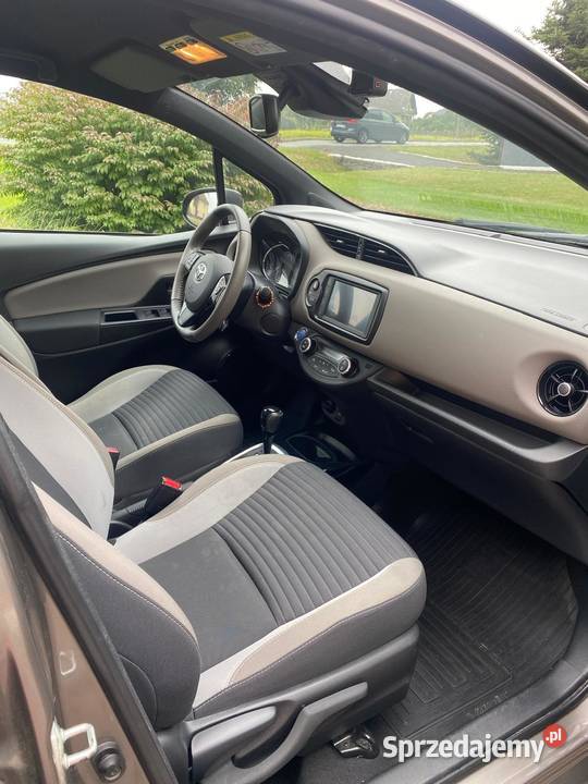 Toyota Yaris 15 benzyna HYBRYDA 116 2020r Opole