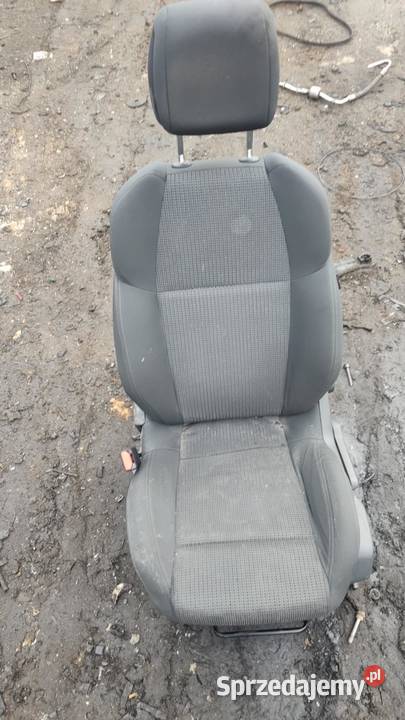 Fotele kanapa komplet Peugeot 508 sedan osobowe wielkopolskie Książ Wielkopolski