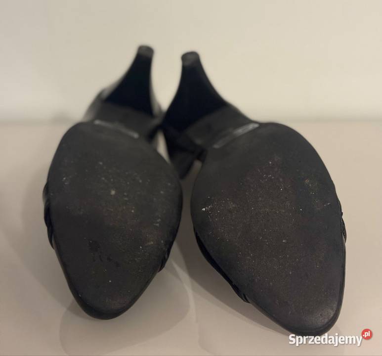 Czarne klasyczne czółenka na obcasie inna Pruszków