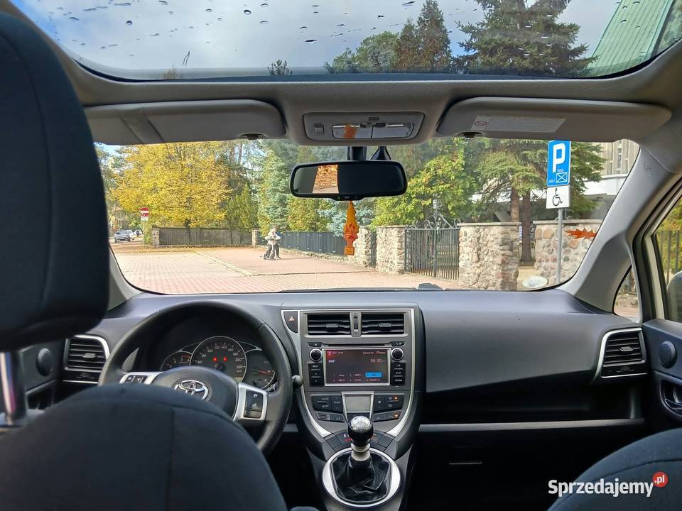 Toyota Verso S 14 D4D Panorama Nawi Kamera Zarejestrowany w Polsce