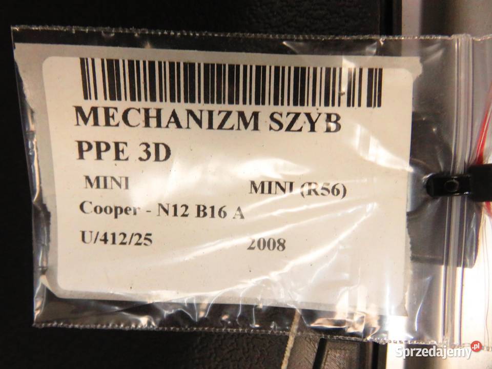 PODNOŚNIK SZYBY PRAWY MINI R56 8820012 osobowe