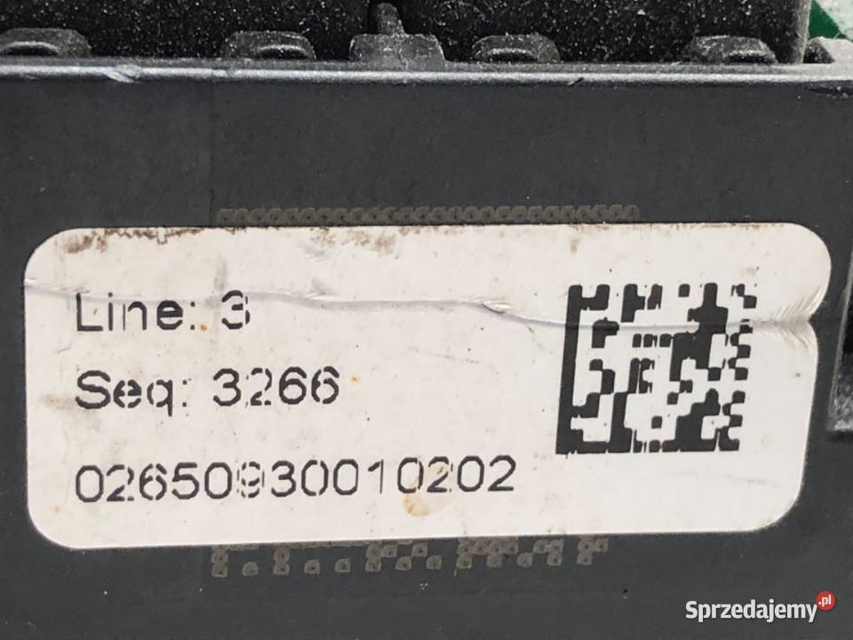 SKRZYNKA BEZPIECZNIKÓW VW GOLF VII Kombi 20 150 sprzedam