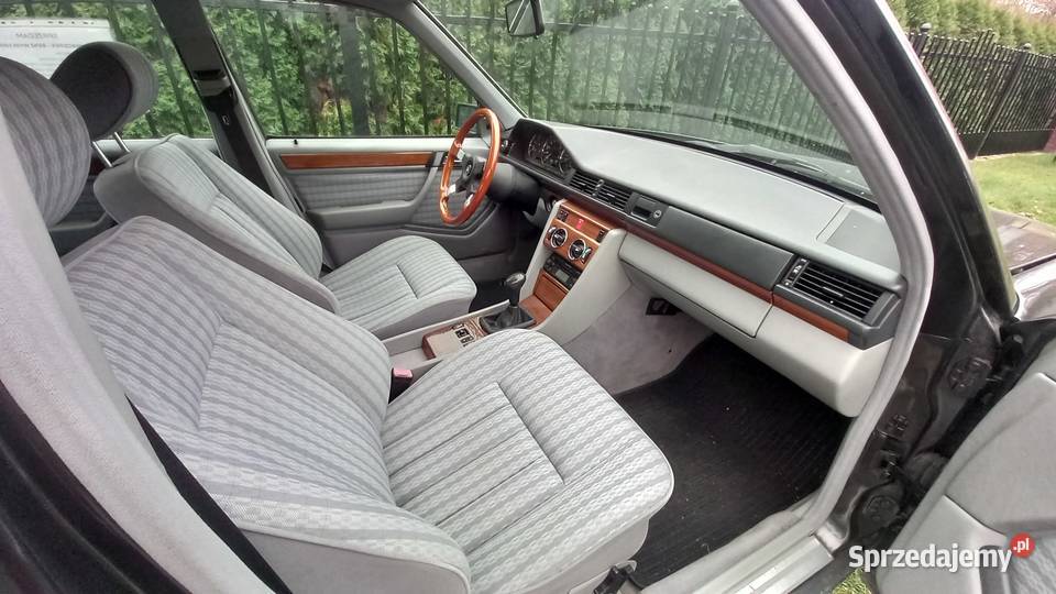 Mercedes W124 1992r 230E benzyna sedan wspomaganie kierownicy Podłęże Królewskie