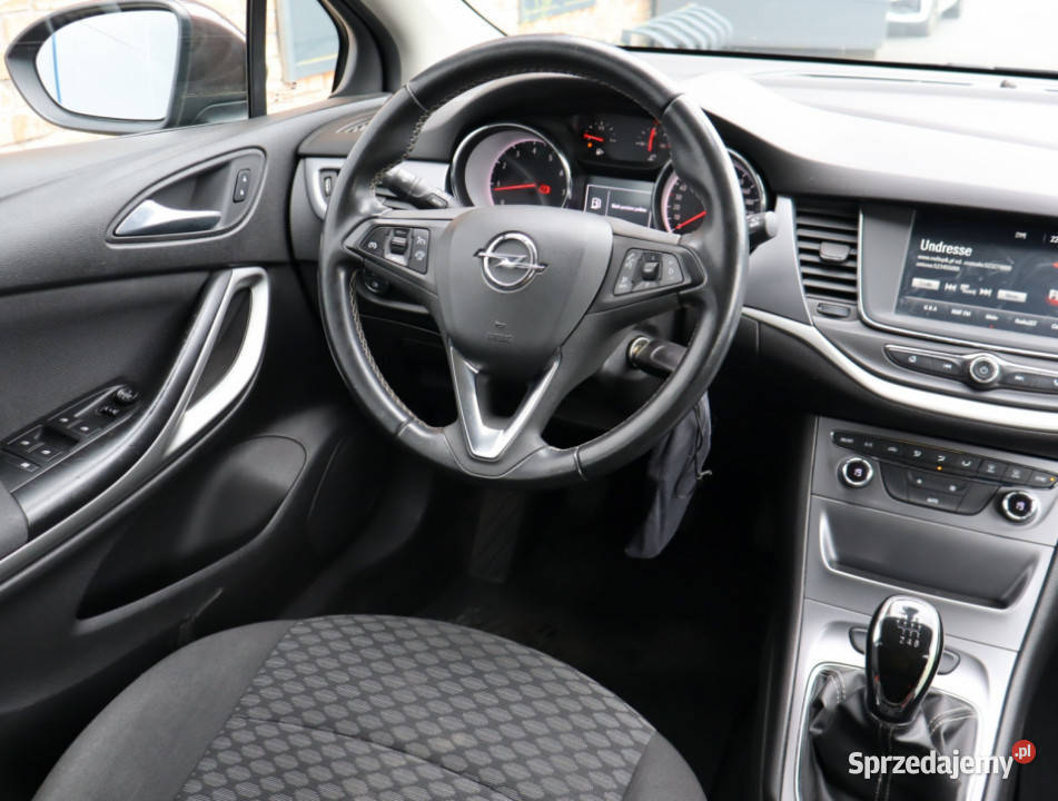 Opel Astra 14 T radio Samochody osobowe Piaseczno