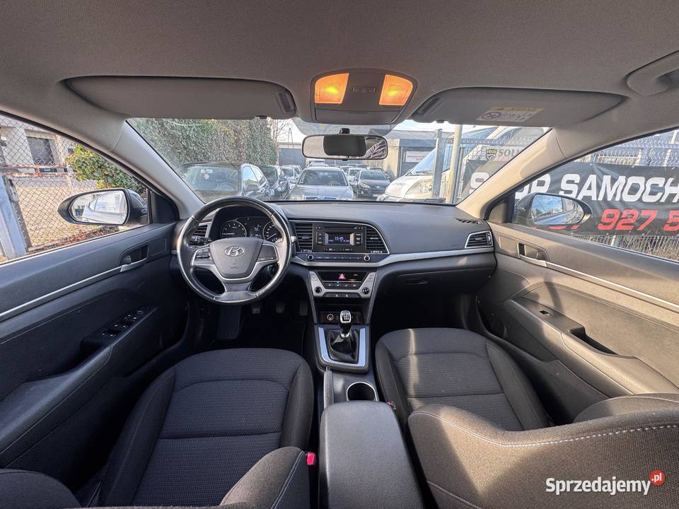 Hyundai Elantra VI 16 Benzyna 2017 Zadbany Klima