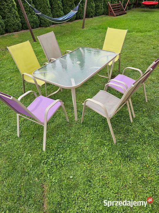 Sprzedam wypoczynek stół z krzesłami wielokolorowy
