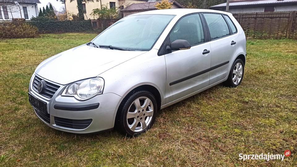 12 benzyna Klimatyzacja Polo Końskie sprzedam