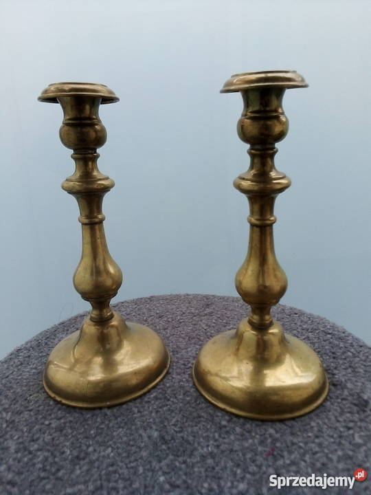 Stare mosiężne świeczniki Września