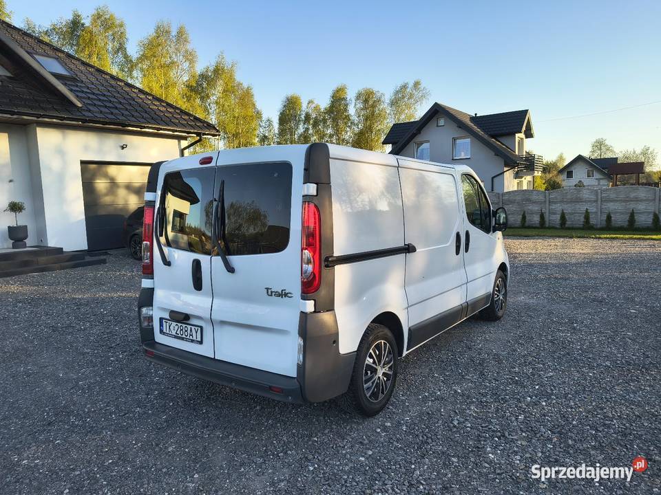 Renault Trafic 2010 25dci 150 2xdrzwi przesuwne Napęd przednia oś Kielce
