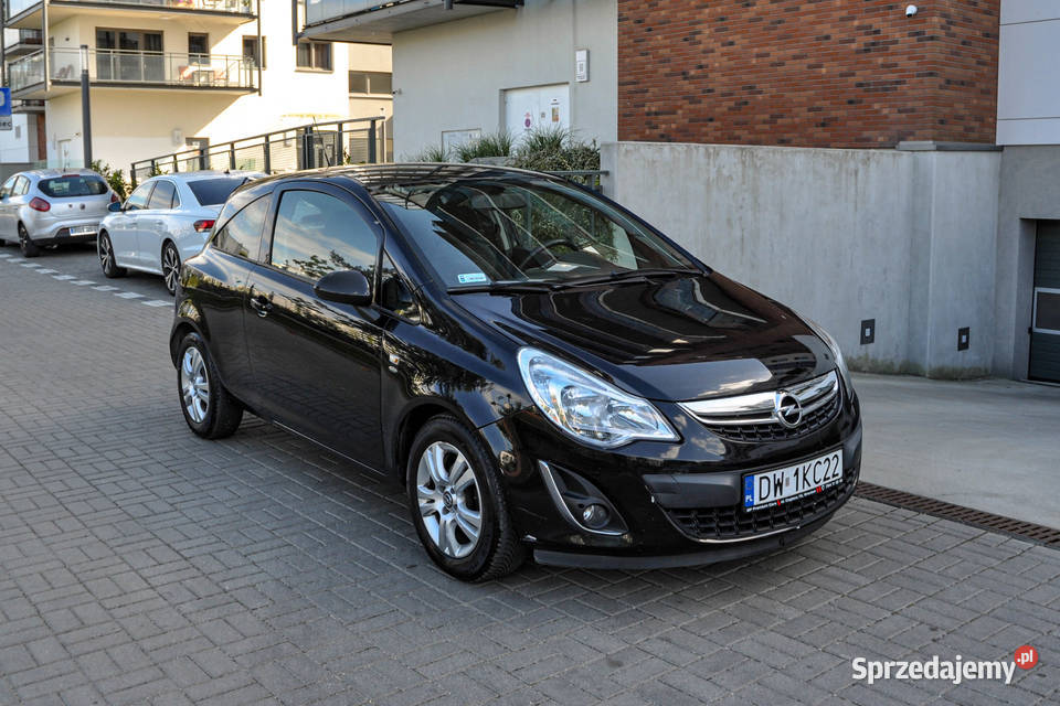 Opel Corsa Lift 2011 r Bezwypadkowy Wrocław sprzedam