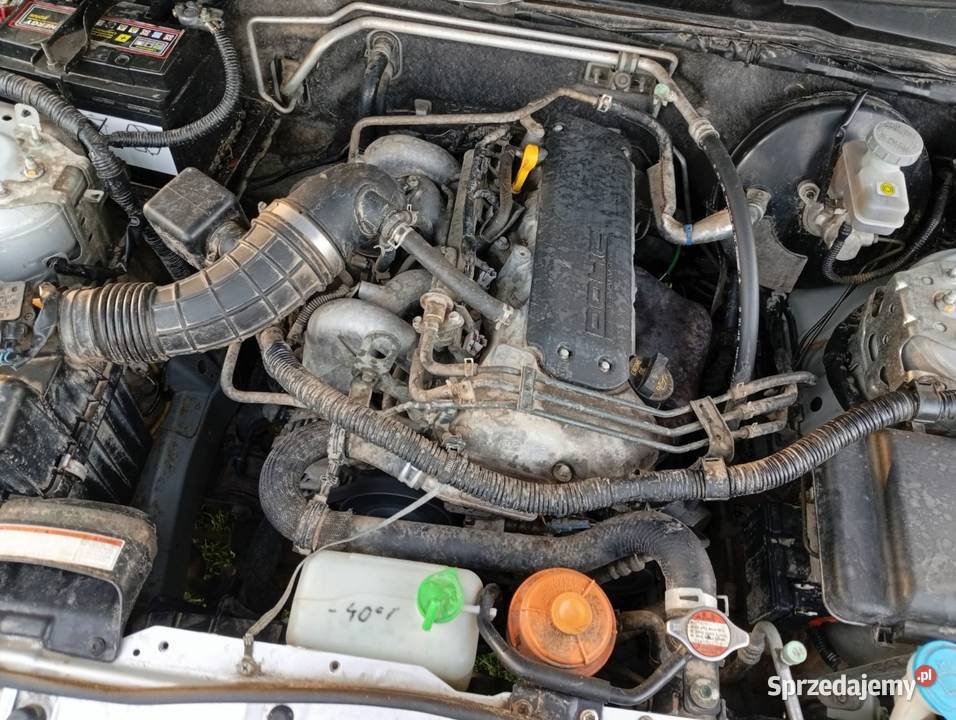 Terenówka Suzuki Grand Vitara 16b 4x4 Klima Hak nawigacja Świdnica