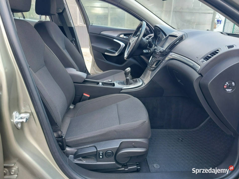 Opel Insignia 14 T 140 kombi SALON 100 Warszawa