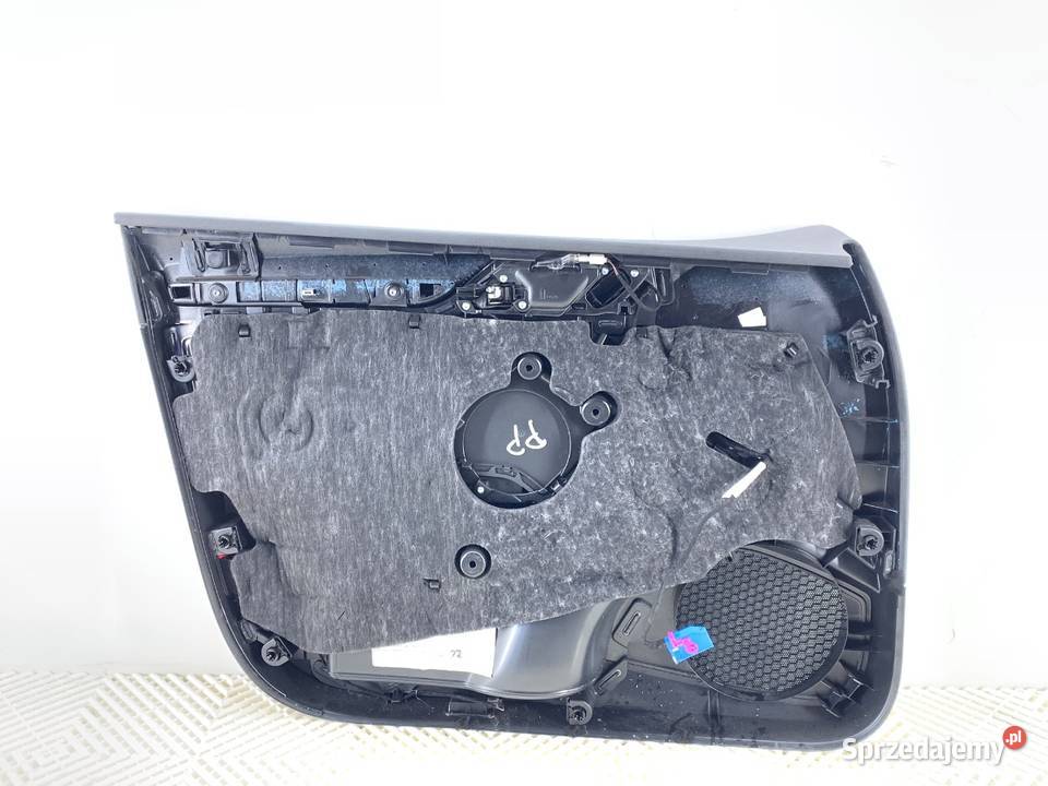 BOCZEK DRZWI PRAWY PRZÓD AUDI A3 8V 8V5867106 osobowe sprzedam