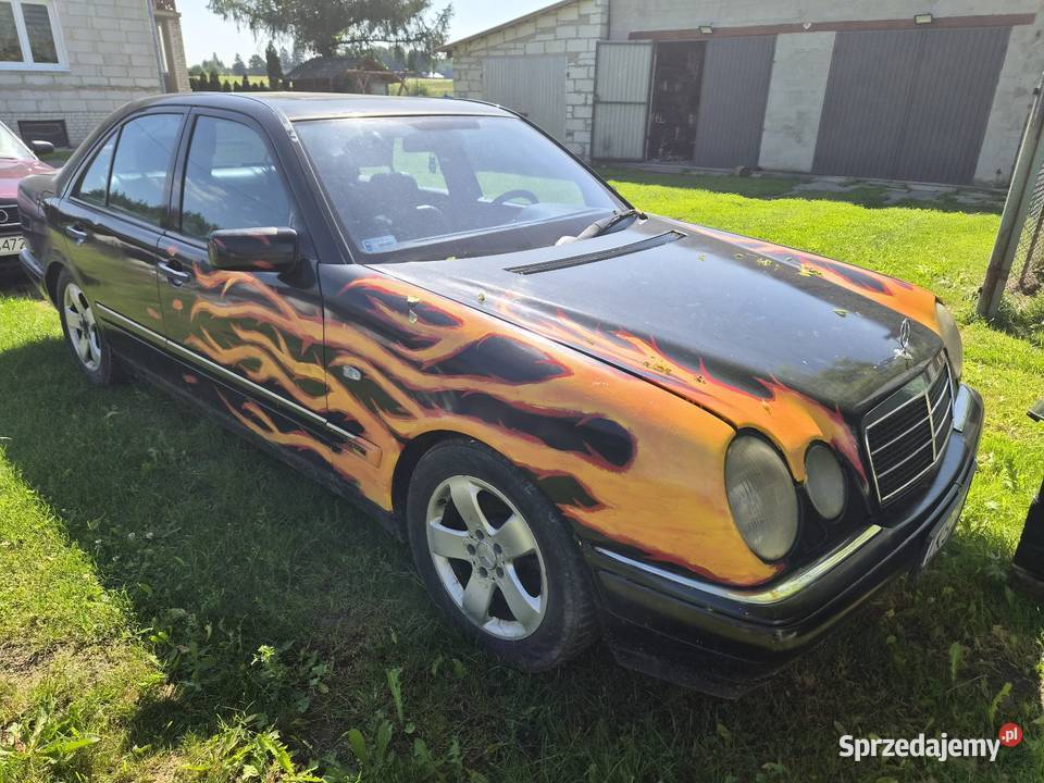 Mercedes w210 Avantgarde 24 v6 manual benzyna+LPG sprzedam