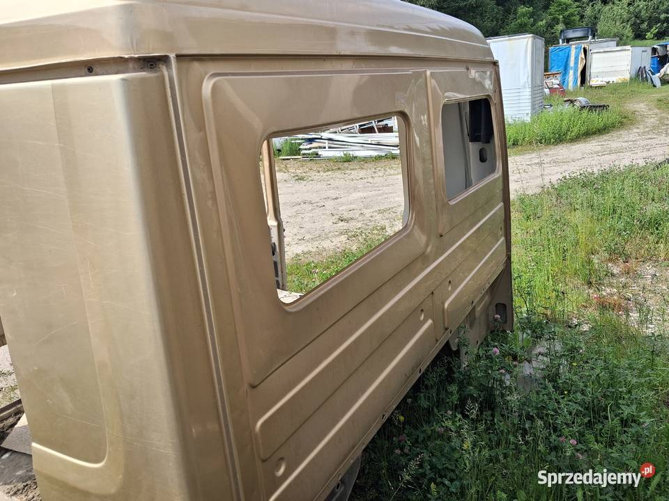 Kabina budowlana mercedes Mp2 M 3 uszkodzona Mojusz