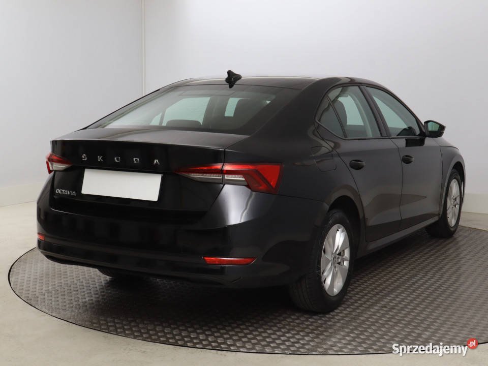 Skoda Octavia 10 TSI 4/5 Bielany Wrocławskie