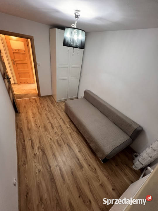 Mieszkanie 2 pokojowe z osobną widną kuchnią 5 Rok budowy 1975 Warszawa