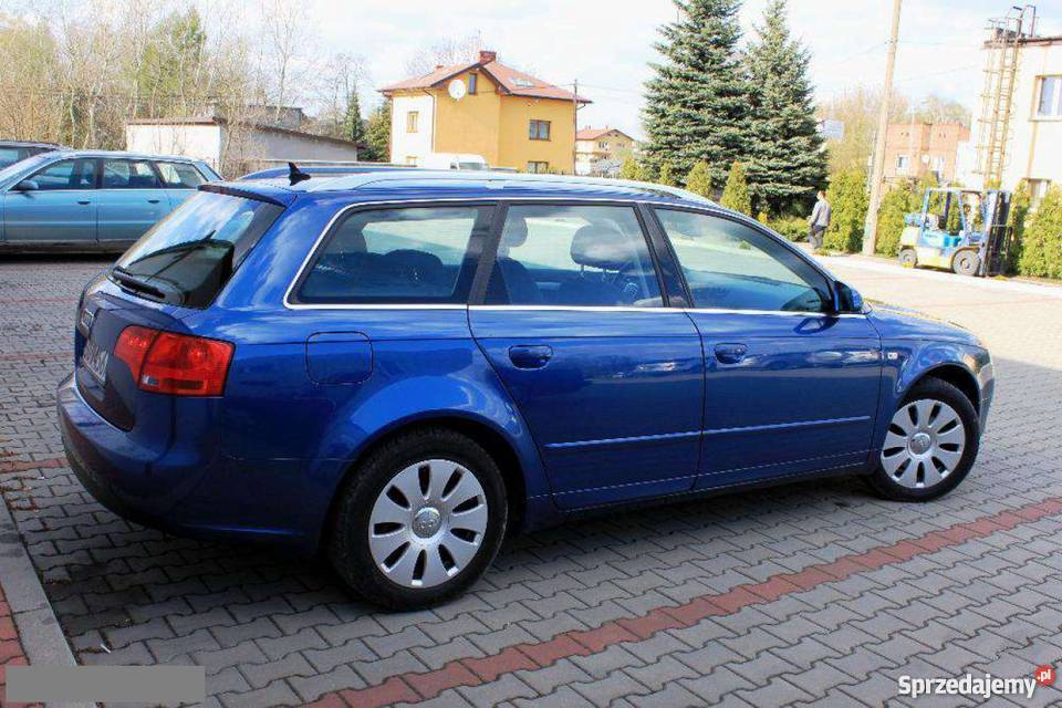 Na sprzedaż Audi A4 niebieski